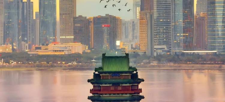 云锦酒店(南昌大悦城观洲地铁站店)图片