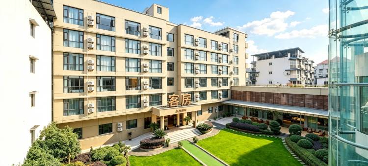 万信至格酒店(自贡富顺沿滩高铁站店)图片