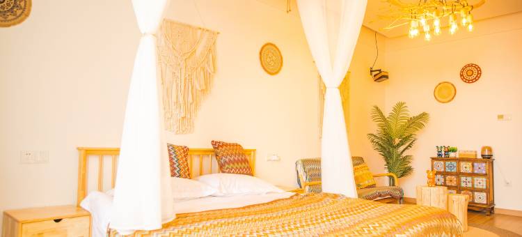 嘉影原宿影院式公寓(万泰奥特莱斯店)图片