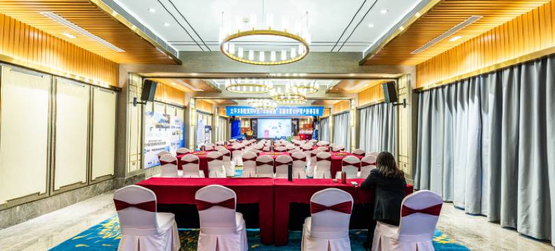 英山长安世纪酒店图片