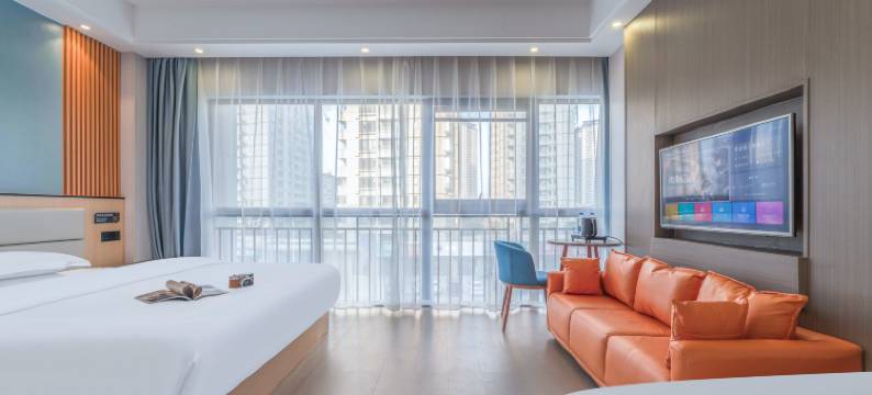 南苑e家酒店(春晓万人沙滩店)图片