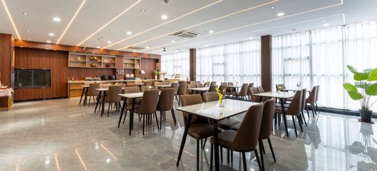 白玉兰酒店(滕州火车站店)图片