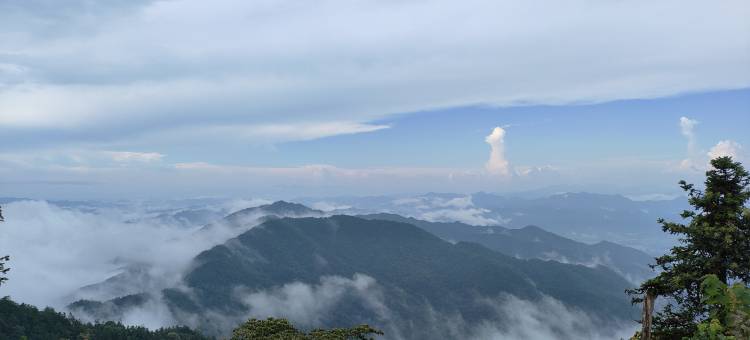 汤里泉韵山庄图片