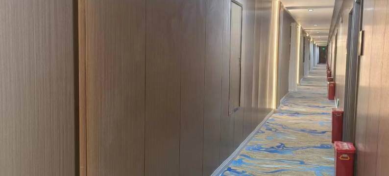 乐途供氧观景酒店(冈仁波齐风景区店)图片