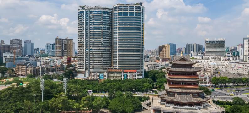 黄金假日酒店(南宁朝阳广场火车站店)图片