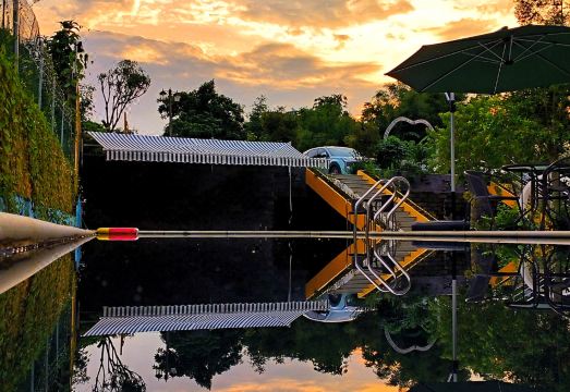 Longmen Chaokai Four Seasons Homestay Hotel Overview