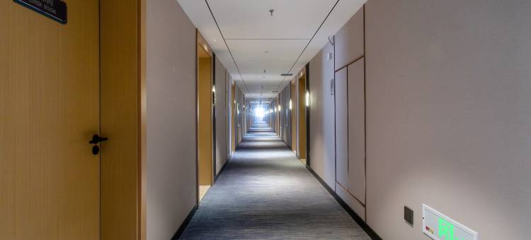 白玉兰酒店(沧州站园博园店)图片