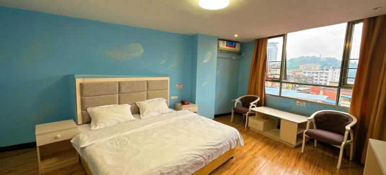 悦漫时尚酒店(中心广场店)图片