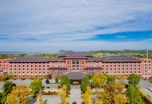 泾县爱晚宾馆外景图