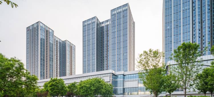 云鼎影院酒店(西安国际港务区地铁站店)图片