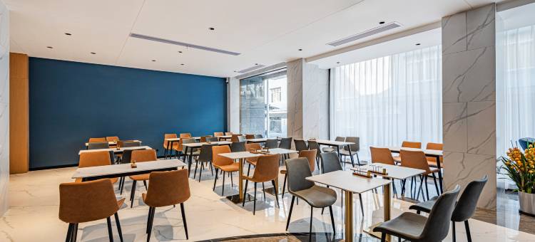 潮漫酒店(湘潭韶山景区铜像广场店)图片