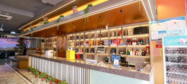 银川玉林东酒店 (宁夏大学贺兰山校区高铁站店)图片