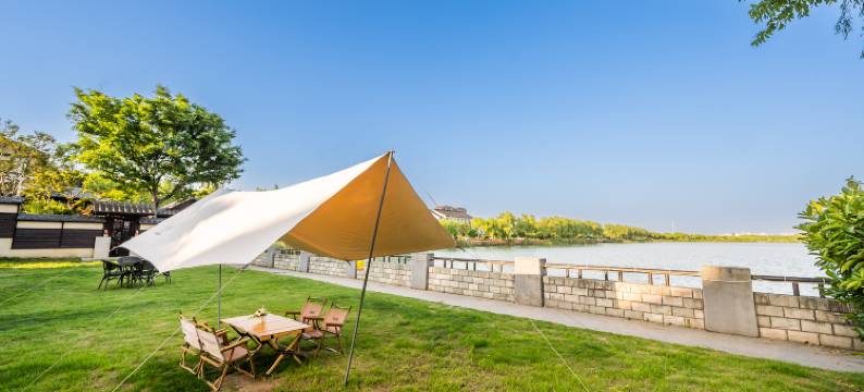 阳澄湖水云阁湖景泳池别墅图片