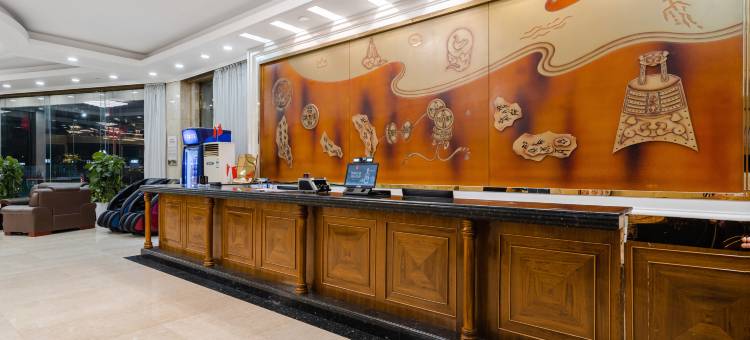 宝石花白马浪酒店(中山桥文化宫地铁站店)图片