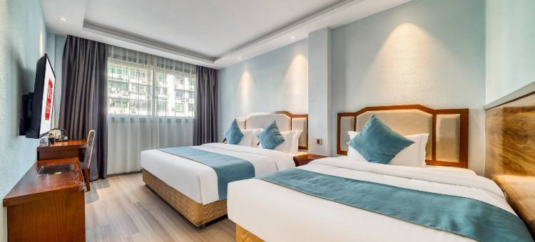 回禾微智酒店(婺源弦高古城高铁站店)图片