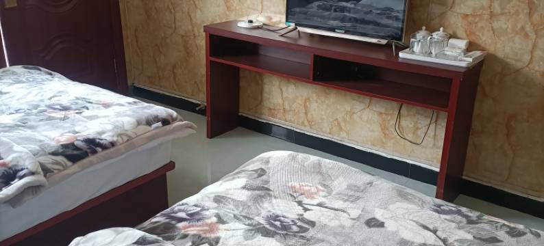 青海湖祥和假日宾馆图片