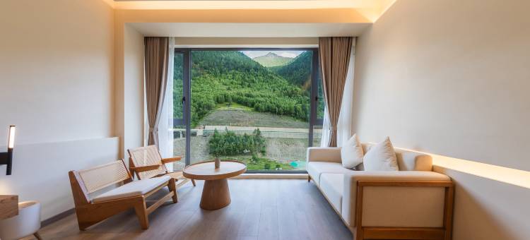 不厌·Villa雪山观景美宿(四姑娘山景区店)图片