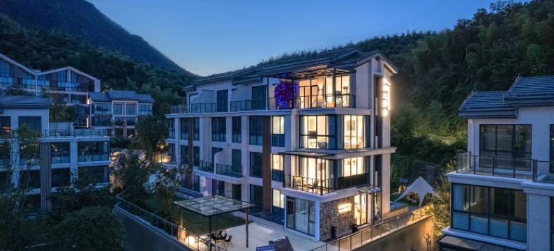 云逸之野·日出 团建度假公寓 (云上草原度假村店)图片