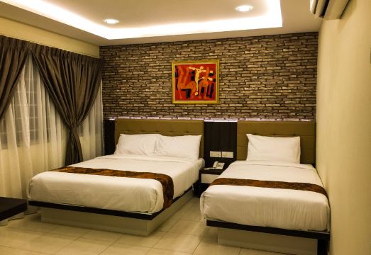 LOUIS Hotel Hotel Overview