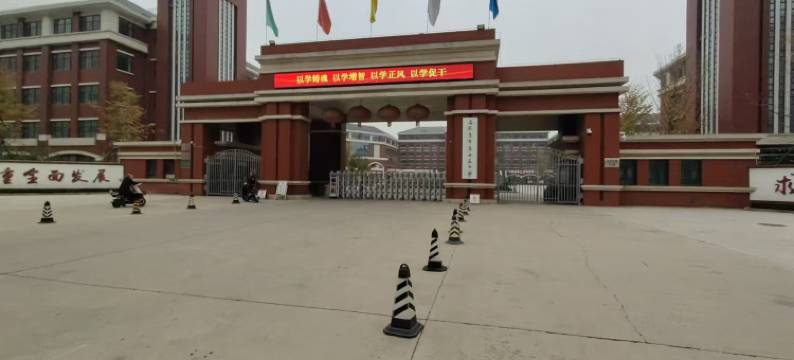 云朵酒店(恒大御景半岛店)图片