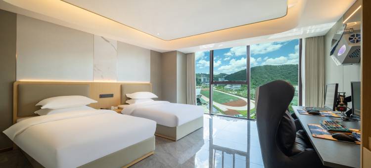 湘华电竞酒店(黔南师院万达广场店)图片