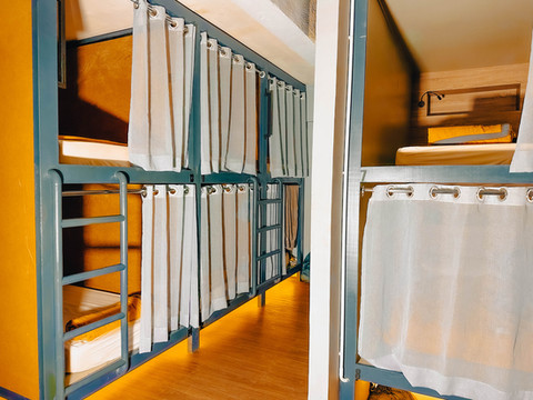 亚奇多米托里奥酒店