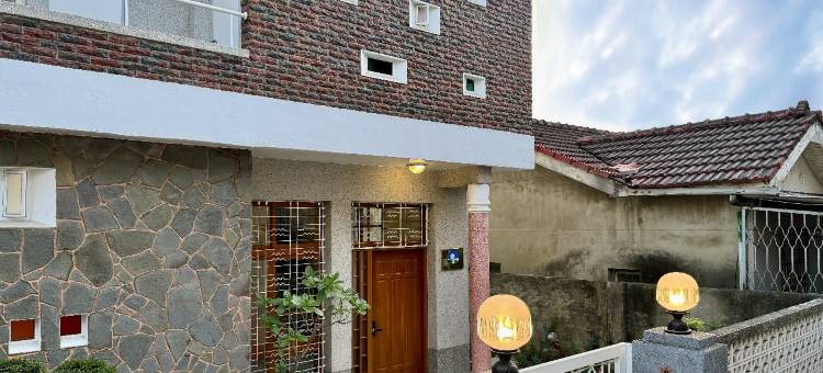 朗香洋房 台南安平法式民宿图片