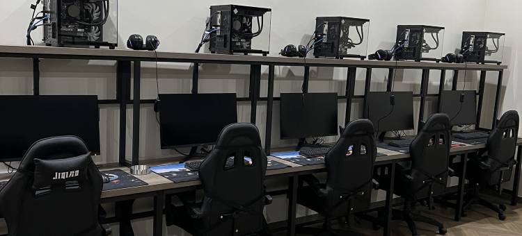 云锦电竞酒店图片