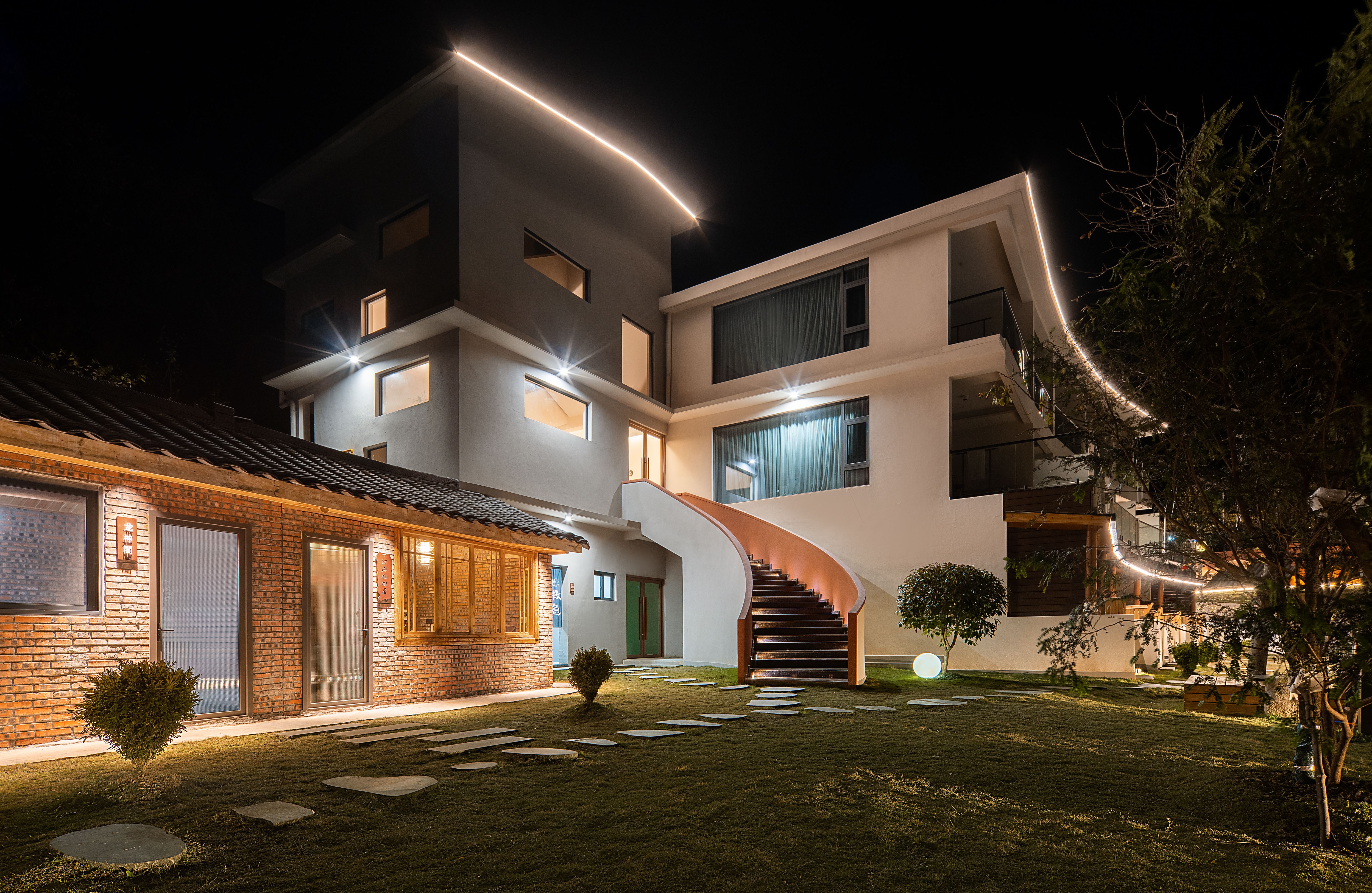 Guangyuan Hermitage ValleyHotel Overview