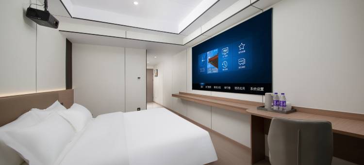 柏曼酒店(许昌恒达金汇广场胖东来天使城店)图片