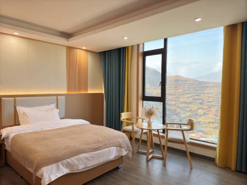 茂县复兴阁民宿