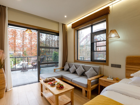 静澜枫居｜既山野·花园汤池度假庭院(毕节七星关区德溪公园店)