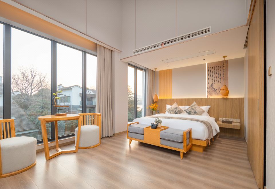  Hotel Overview