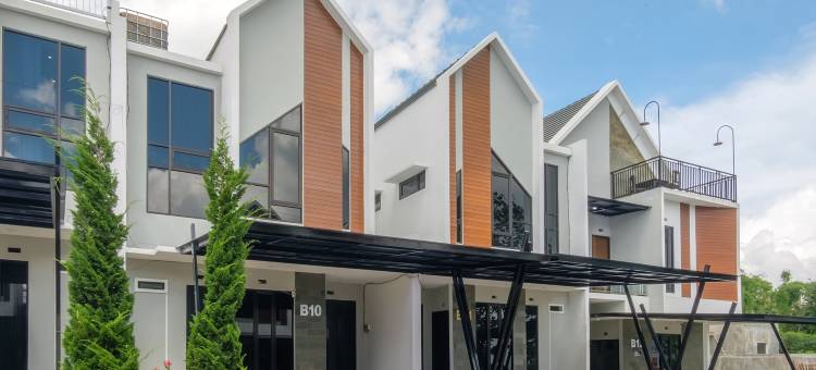 TwoSpaces BSB玛哈拉贾别墅(TwoSpaces Living at BSB Villa Maharaja, Malang)图片