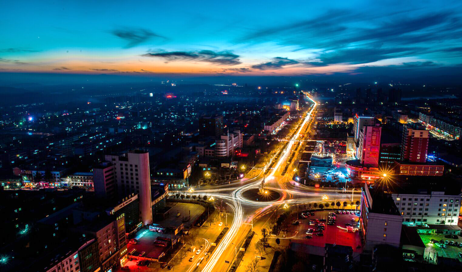 QIANNA HOTEL (Michi Railway Station County Government)Over view