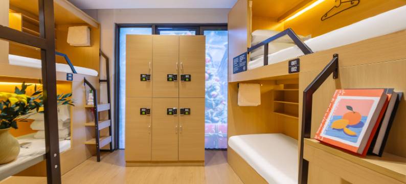 旅小二青年酒店(杭州金地广场金家渡地铁站店)图片