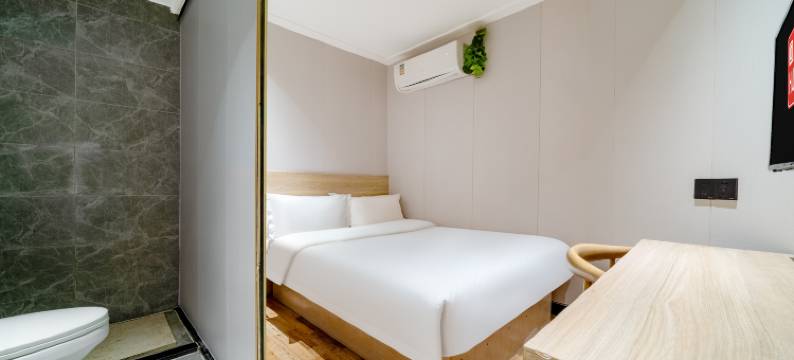 回禾酒店(上海吴淞口国际游轮港店)图片