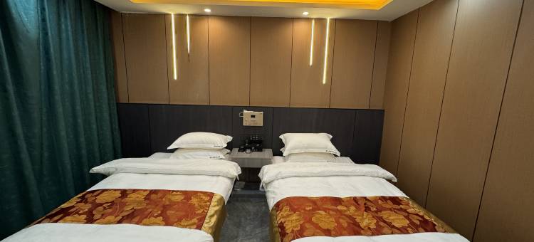 札达隆迈家族商务酒店图片