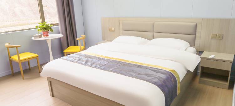 色达星辰酒店图片