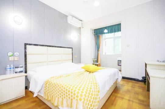 开蔓酒店(成都西南交大犀浦校区店)