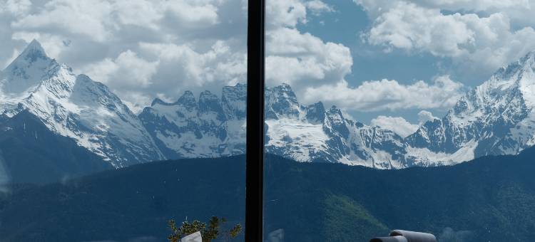 一棵树·雪山景观民宿(德钦飞来寺店)图片