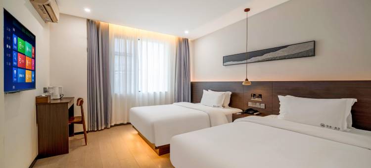 御蓝酒店(景德镇陶阳里景区人民广场店)图片