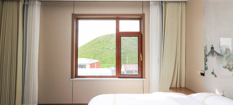 MountalnVllla|半山罕有·靠山民宿(丰宁大滩镇店)图片