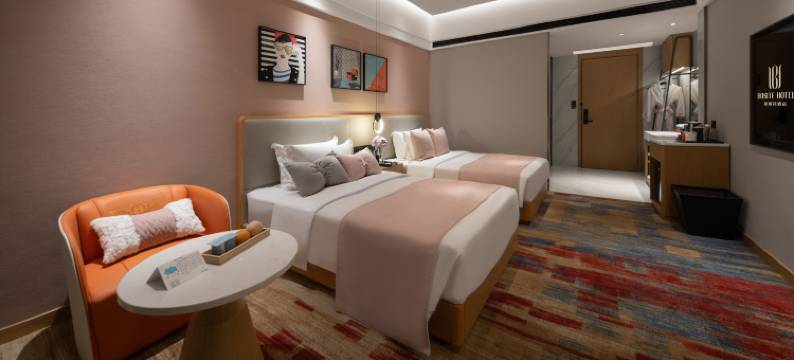 西昌铂斯特酒店(火把广场月亮湖湿地公园店)图片