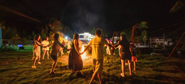 半亩梯田星空泳池度假美宿(皖南川藏线店)图片