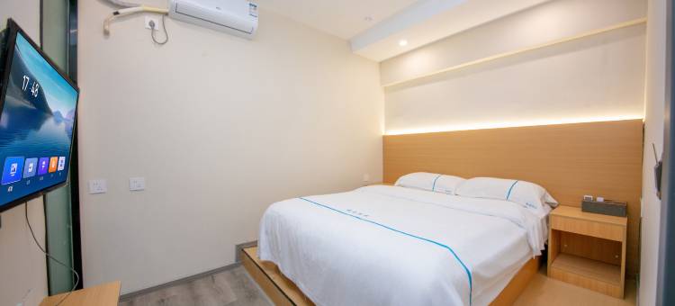 德阳玛吉阿米客栈(五洲广场工程大学店)图片