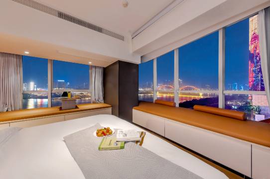 肆野民宿(南充高坪万达广场店)图片