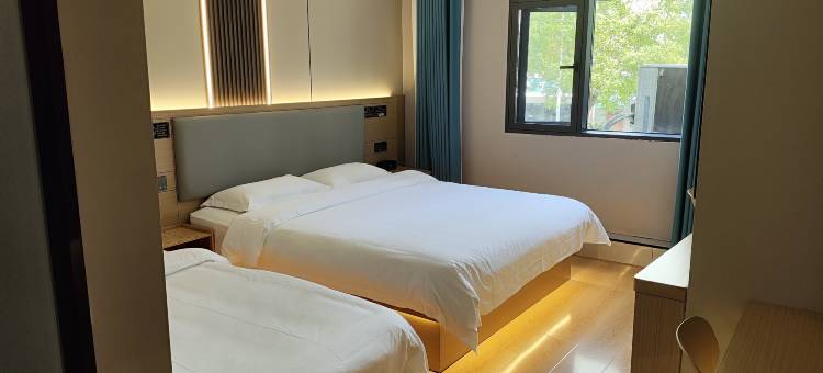 柏雅智能酒店(黄鹤楼首义路地铁站店)图片