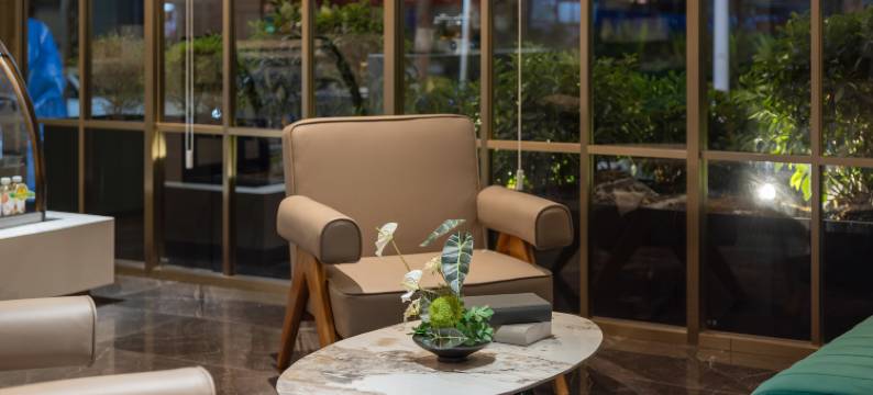 美豪 R ROYALSS HOTEL 酒店(南宁朝阳广场火车站地铁站店)图片