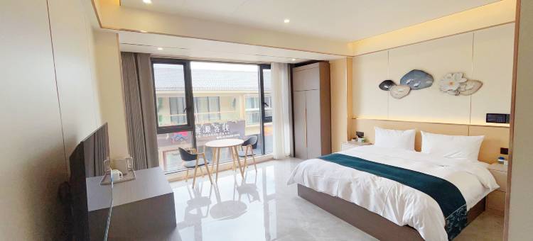 八月居民宿(邵女坪温泉中心店)图片